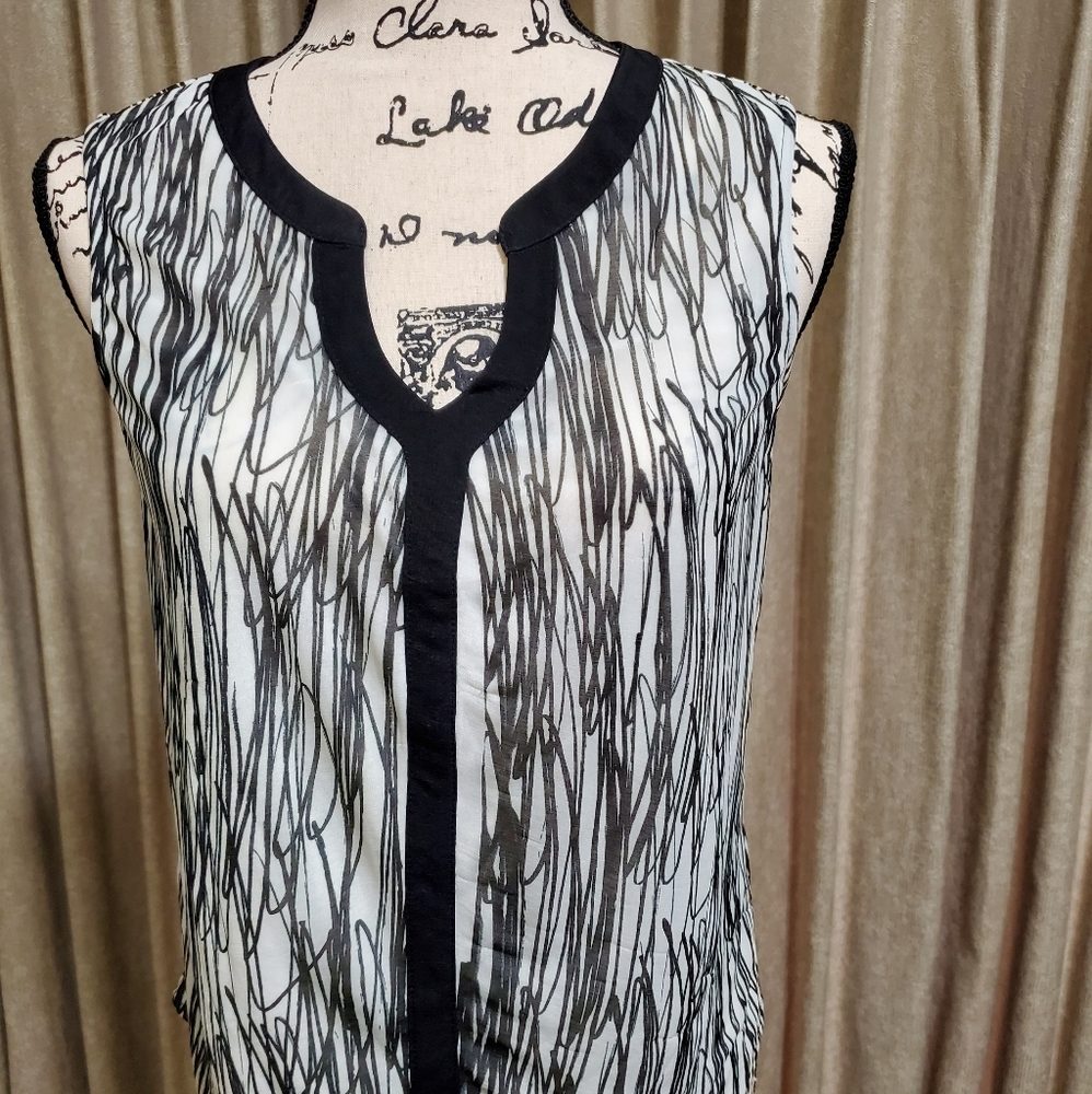Women's top size XS